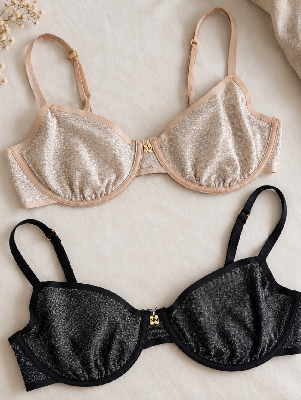 Nicole Miller 34C Unlined Black & Nude Bra Set | Excellent Condition